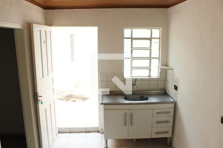 Cozinha de casa para alugar com 1 quarto, 43m² em Vila das Merces, São Paulo