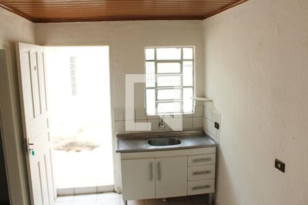 Cozinha de casa para alugar com 1 quarto, 43m² em Vila das Merces, São Paulo