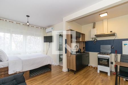 Sala/Quarto de kitnet/studio para alugar com 1 quarto, 20m² em Centro Histórico, Porto Alegre