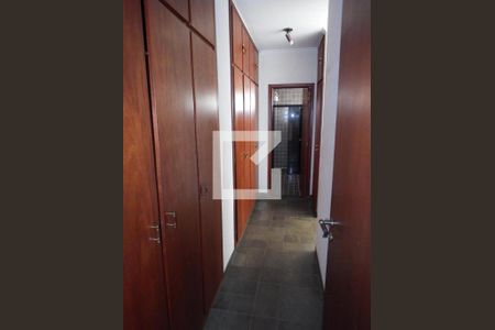 Closet da suíte de apartamento para alugar com 3 quartos, 150m² em Centro, Ribeirão Preto