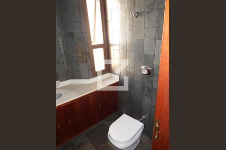 Lavabo de apartamento para alugar com 3 quartos, 150m² em Centro, Ribeirão Preto