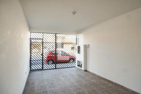Vista da sala de casa para alugar com 3 quartos, 116m² em Vila Carrao, São Paulo