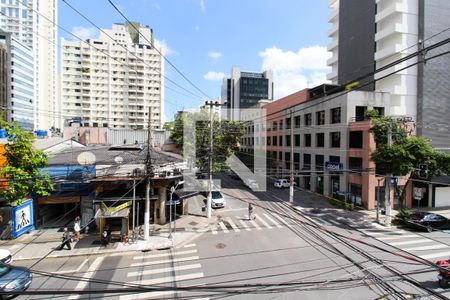 Vista  de apartamento para alugar com 3 quartos, 135m² em Itaim Bibi, São Paulo