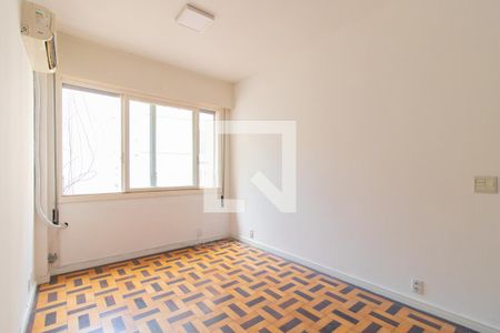 Sala de apartamento à venda com 2 quartos, 90m² em Centro Histórico, Porto Alegre