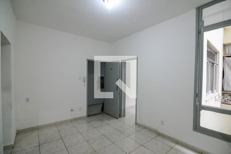 Sala de apartamento para alugar com 1 quarto, 40m² em Praça da Bandeira, Rio de Janeiro