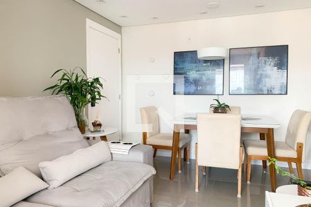 Sala de apartamento para alugar com 2 quartos, 54m² em Quitaúna, Osasco