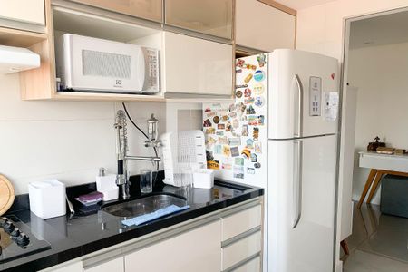 Apartamento à venda com 54m², 2 quartos e 1 vaga Apartamento à venda com 54m², 2 quartos e 1 vagaCozinha e Área de Serviço