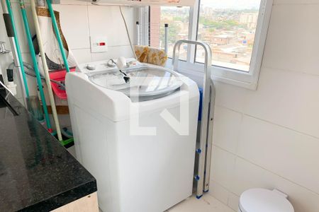 Apartamento à venda com 54m², 2 quartos e 1 vaga Apartamento à venda com 54m², 2 quartos e 1 vagaCozinha e Área de Serviço