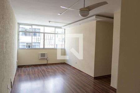 Sala de apartamento para alugar com 2 quartos, 75m² em Icaraí, Niterói