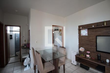 Sala de apartamento à venda com 2 quartos, 43m² em Jaqueline, Belo Horizonte