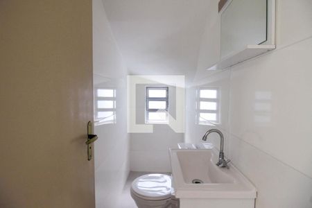 Lavabo de casa para alugar com 4 quartos, 175m² em Vila Alpina, São Paulo