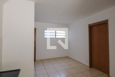 Sala de apartamento para alugar com 2 quartos, 68m² em Parque dos Lagos, Ribeirão Preto