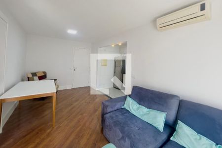 Sala de apartamento para alugar com 1 quarto, 44m² em Indianópolis, São Paulo