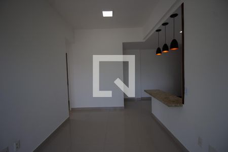 Sala de apartamento para alugar com 2 quartos, 48m² em Recreio dos Bandeirantes, Rio de Janeiro