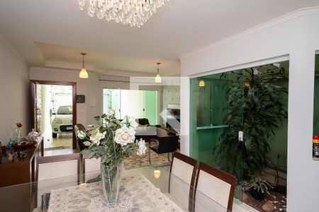 Sala de casa à venda com 3 quartos, 209m² em Nova Petrópolis, São Bernardo do Campo