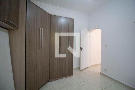 Quarto 1 de casa à venda com 2 quartos, 100m² em Vila Carmosina, São Paulo