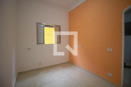 Sala de casa à venda com 2 quartos, 100m² em Vila Carmosina, São Paulo