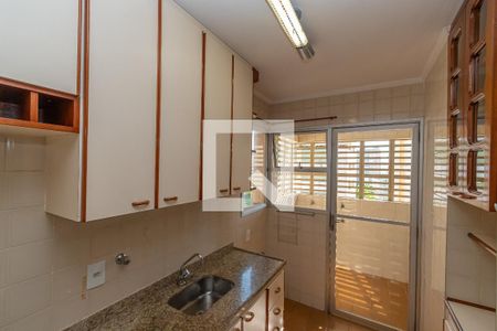 Cozinha de apartamento à venda com 1 quarto, 64m² em Centro, Campinas