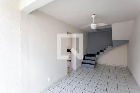 Sala de apartamento à venda com 2 quartos, 100m² em Venda Nova, Belo Horizonte