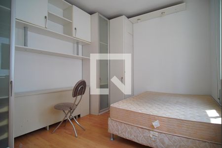 Quarto 1 de apartamento à venda com 2 quartos, 56m² em Petrópolis, Porto Alegre