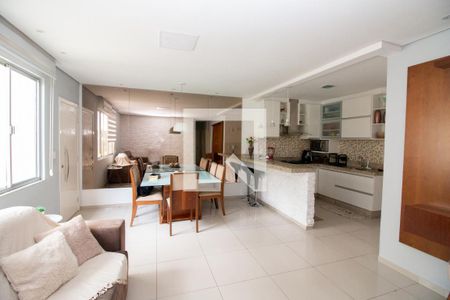 Sala de apartamento para alugar com 3 quartos, 88m² em Chácara, Betim