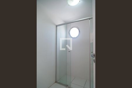Banheiro de apartamento à venda com 1 quarto, 37m² em Vila Alexandria, São Paulo