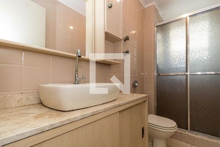 Banheiro de apartamento à venda com 2 quartos, 84m² em Petrópolis, Porto Alegre