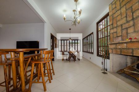 Sala de casa para alugar com 3 quartos, 180m² em São João do Rio Vermelho, Florianópolis