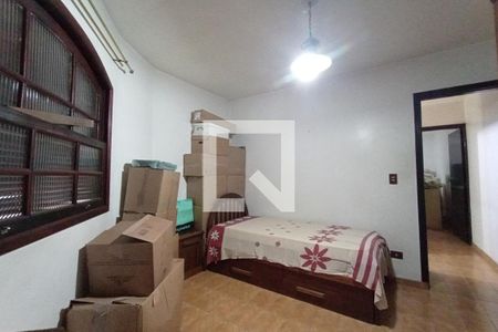 Quarto 1 de casa para alugar com 2 quartos, 70m² em Jardim Santa Maria, São Paulo