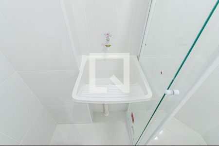 Banheiro de kitnet/studio para alugar com 1 quarto, 34m² em Bela Vista, São Paulo