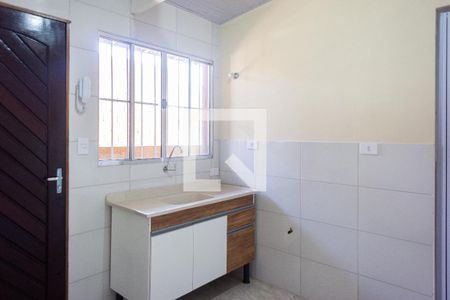 Sala e Cozinha de casa de condomínio para alugar com 1 quarto, 21m² em Vila Moreira, São Paulo