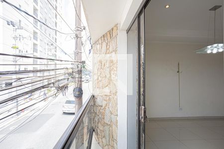 Sacada de casa para alugar com 2 quartos, 350m² em Jardim Santo Estêvão, Carapicuíba