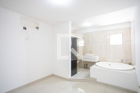 Suíte 1 de casa para alugar com 2 quartos, 350m² em Jardim Santo Estêvão, Carapicuíba