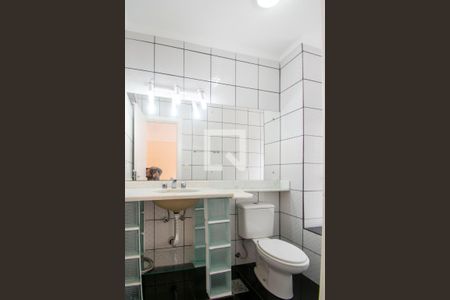 Banheiro da Suíte 1 de casa de condomínio à venda com 3 quartos, 210m² em Tristeza, Porto Alegre