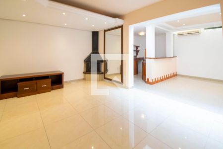 Sala de casa de condomínio à venda com 3 quartos, 210m² em Tristeza, Porto Alegre