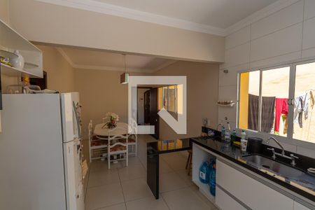 Sala de Jantar/Cozinha de casa à venda com 4 quartos, 480m² em Jardim Itamarati, Campinas
