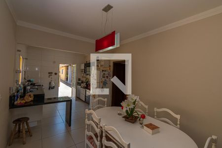 Sala de Jantar/Cozinha de casa à venda com 4 quartos, 480m² em Jardim Itamarati, Campinas