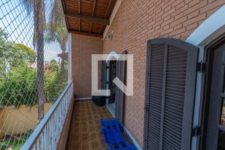 Varanda Sala de Estar de casa à venda com 4 quartos, 480m² em Jardim Itamarati, Campinas