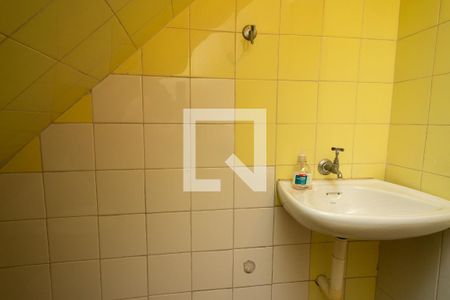 Lavabo 1 de casa à venda com 3 quartos, 280m² em Ferrazópolis, São Bernardo do Campo