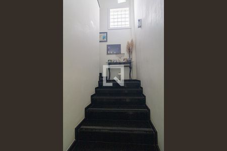 Casa para alugar com 234m², 3 quartos e 5 vagas Casa para alugar com 234m², 3 quartos e 5 vagasEntrada