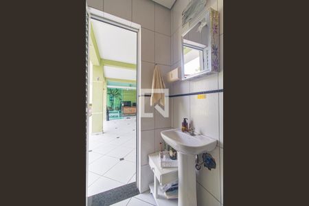 Casa para alugar com 234m², 3 quartos e 5 vagas Casa para alugar com 234m², 3 quartos e 5 vagasBanheiro Area Externa