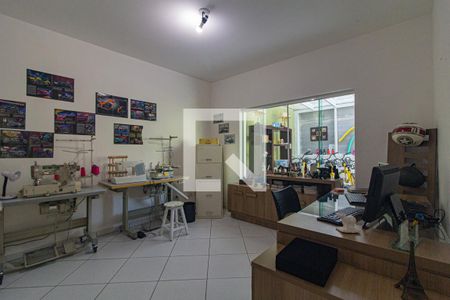 Casa para alugar com 234m², 3 quartos e 5 vagas Casa para alugar com 234m², 3 quartos e 5 vagasÁrea de Serviço