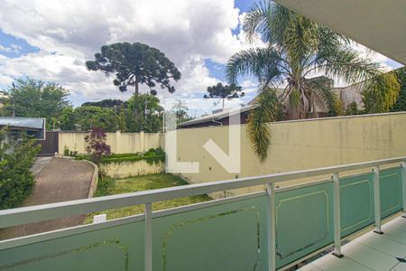 Vista do Quarto 1 de casa para alugar com 3 quartos, 234m² em Ahú, Curitiba