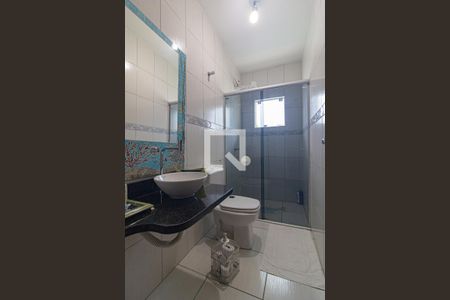 Casa para alugar com 234m², 3 quartos e 5 vagas Casa para alugar com 234m², 3 quartos e 5 vagasBanheiro Social