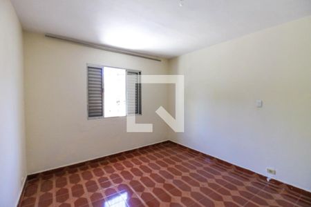Quarto 1 de casa para alugar com 2 quartos, 60m² em Vila Ema, São Paulo