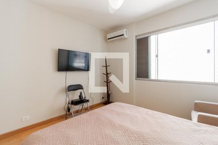 Quarto 1 de apartamento para alugar com 3 quartos, 77m² em Vila Nova Conceição, São Paulo