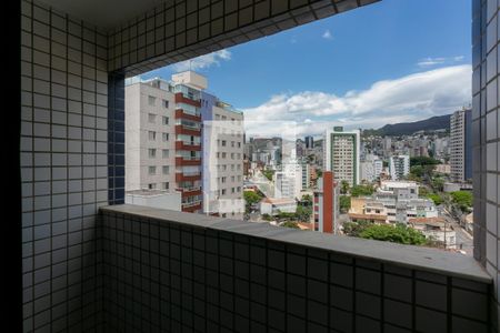 Varanda de apartamento para alugar com 1 quarto, 45m² em Carmo, Belo Horizonte