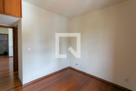 Quarto de apartamento para alugar com 1 quarto, 45m² em Carmo, Belo Horizonte