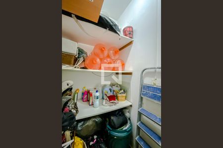 Apartamento à venda com 155m², 3 quartos e sem vaga Apartamento à venda com 155m², 3 quartos e sem vagaQuarto de Serviço