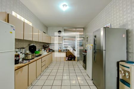 Apartamento à venda com 155m², 3 quartos e sem vaga Apartamento à venda com 155m², 3 quartos e sem vagaCozinha